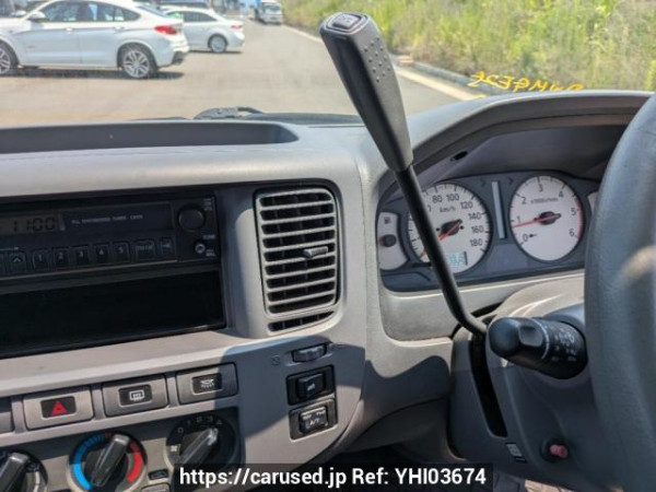 Used 2005 AT nissan caravan-bus DWMGE25 Image[18]