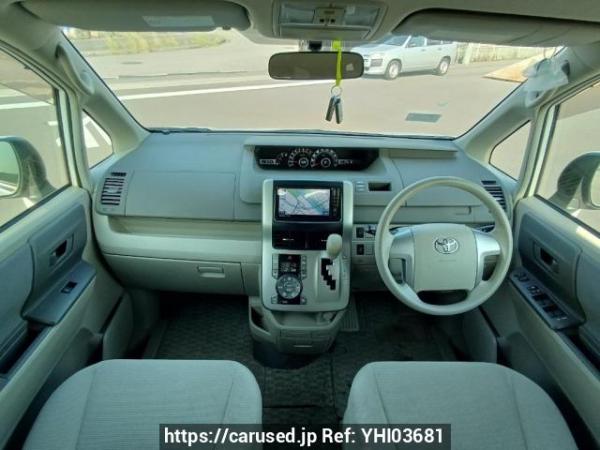 Used 2009 AT toyota noah ZRR75G Image[17]