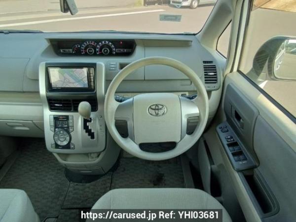 Used 2009 AT toyota noah ZRR75G Image[20]
