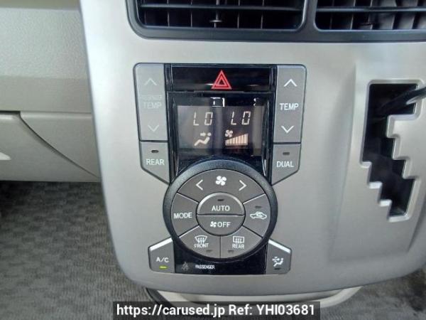 Used 2009 AT toyota noah ZRR75G Image[23]