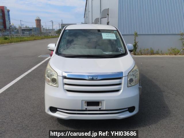 Buy Used 2007 Toyota Noah ZRR70G (YHI03686) - Carused.jp