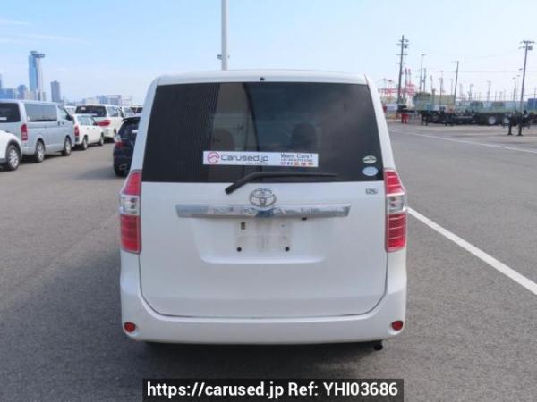 Used 2007 AT toyota noah ZRR70G Image[5]