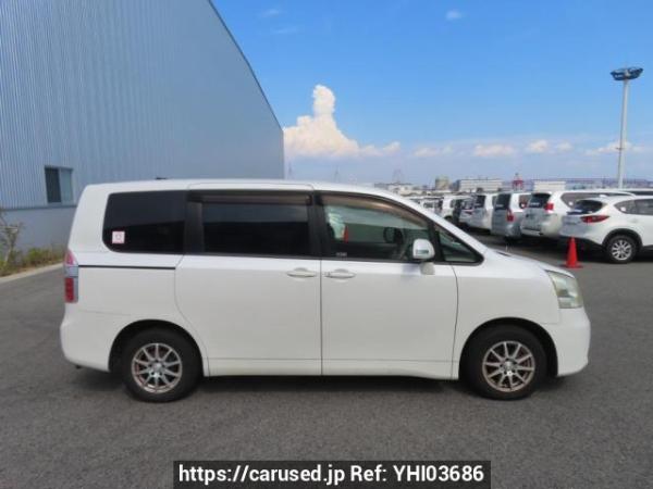 Used 2007 AT toyota noah ZRR70G Image[7]