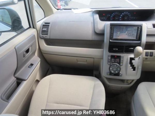 Used 2007 AT toyota noah ZRR70G Image[23]