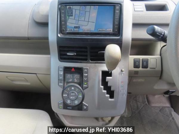 Used 2007 AT toyota noah ZRR70G Image[26]