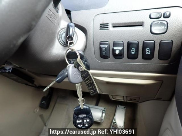 Used 2005 AT toyota alphard ANH10W Image[26]