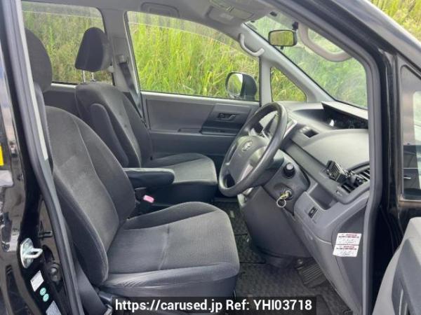 Used 2009 AT toyota voxy ZRR70G Image[9]