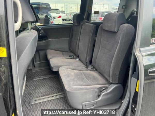 Used 2009 AT toyota voxy ZRR70G Image[12]