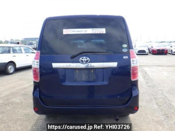 Used 2007 AT toyota noah ZRR75G Image[5]