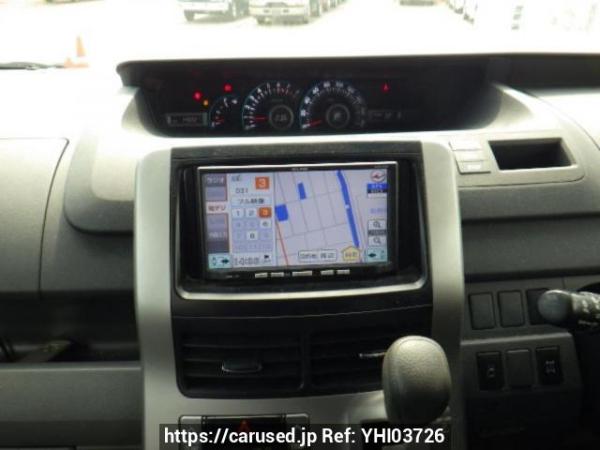 Used 2007 AT toyota noah ZRR75G Image[20]