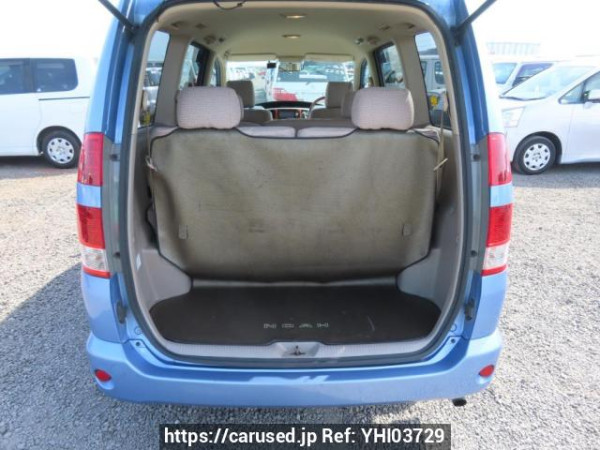 Used 2005 AT toyota noah AZR60G Image[8]