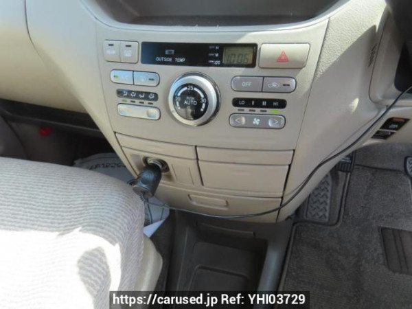Used 2005 AT toyota noah AZR60G Image[27]