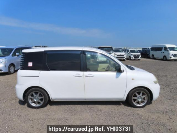 Used 2004 AT toyota sienta NCP81G Image[7]