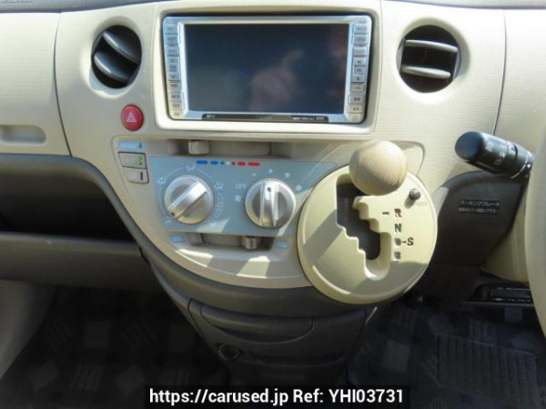 Used 2004 AT toyota sienta NCP81G Image[26]