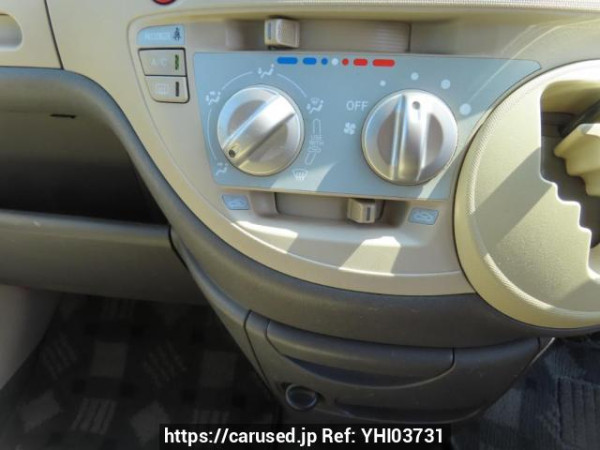 Used 2004 AT toyota sienta NCP81G Image[28]