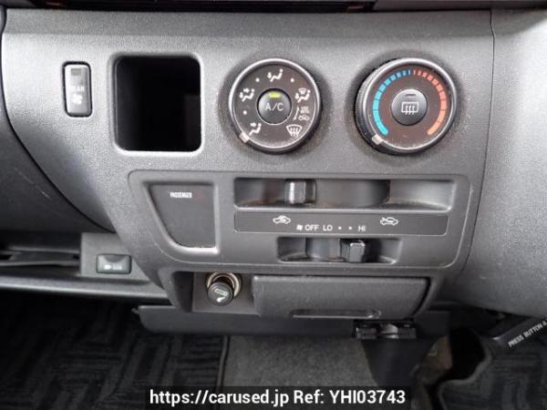 Used 2006 AT toyota hiace-van KDH200V Image[25]