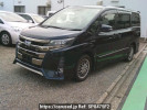 Toyota Noah ZWR80W