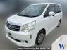 Used 2012 AT toyota noah ZRR70G Image[0]