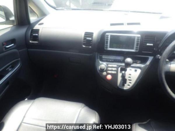 Used 2005 AT toyota wish ZNE10G Image[18]