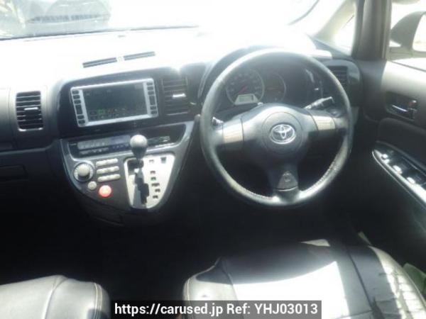 Used 2005 AT toyota wish ZNE10G Image[19]