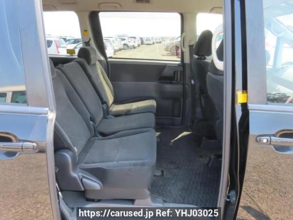Used 2008 AT toyota noah ZRR70G Image[13]
