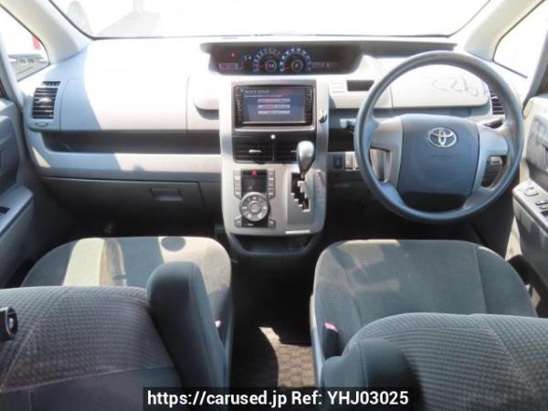 Used 2008 AT toyota noah ZRR70G Image[17]