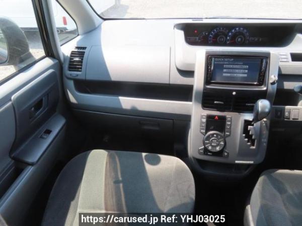 Used 2008 AT toyota noah ZRR70G Image[18]