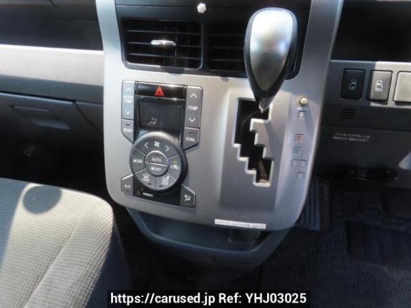 Used 2008 AT toyota noah ZRR70G Image[23]