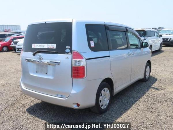 Used 2009 AT toyota noah ZRR70G Image[6]