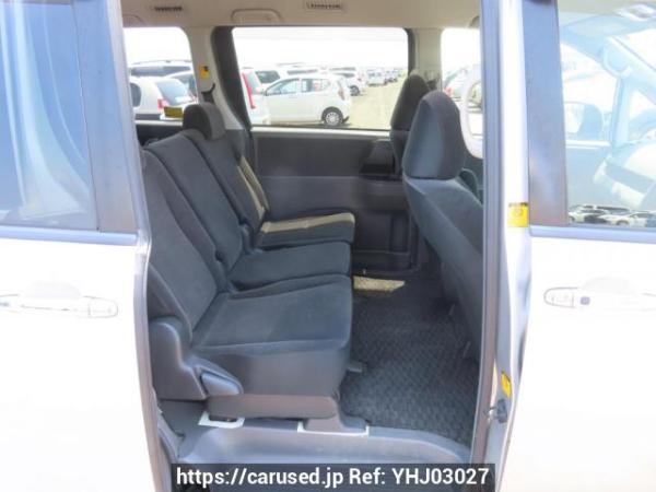 Used 2009 AT toyota noah ZRR70G Image[13]