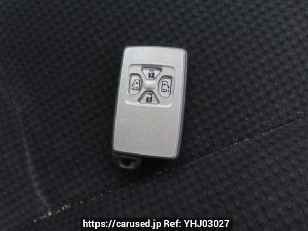 Used 2009 AT toyota noah ZRR70G Image[28]