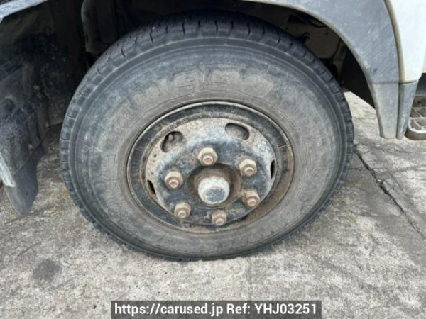 Used 2003 MT isuzu juston NRR35C3 Image[12]