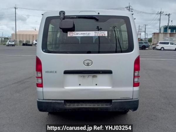 Used 2005 MT toyota hiace-van KDH205V Image[5]