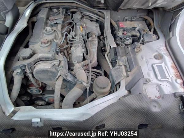 Used 2005 MT toyota hiace-van KDH205V Image[9]