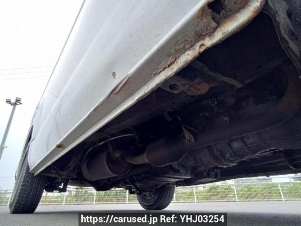 Used 2005 MT toyota hiace-van KDH205V Image[33]
