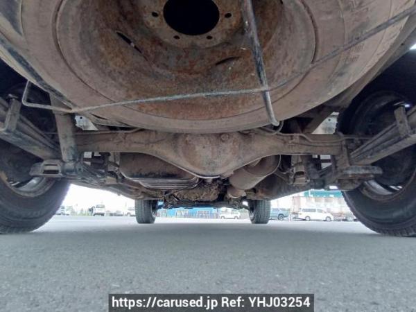 Used 2005 MT toyota hiace-van KDH205V Image[37]