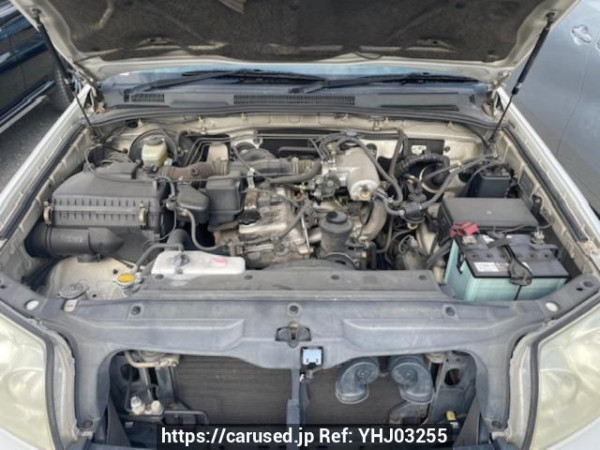 Used 2003 AT toyota hilux-surf RZN210W Image[5]