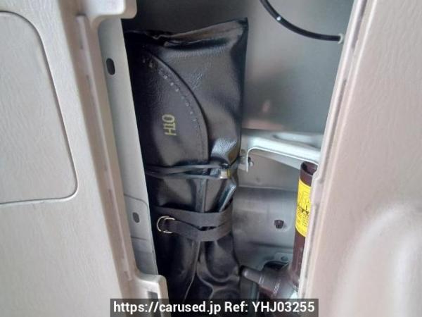 Used 2003 AT toyota hilux-surf RZN210W Image[41]