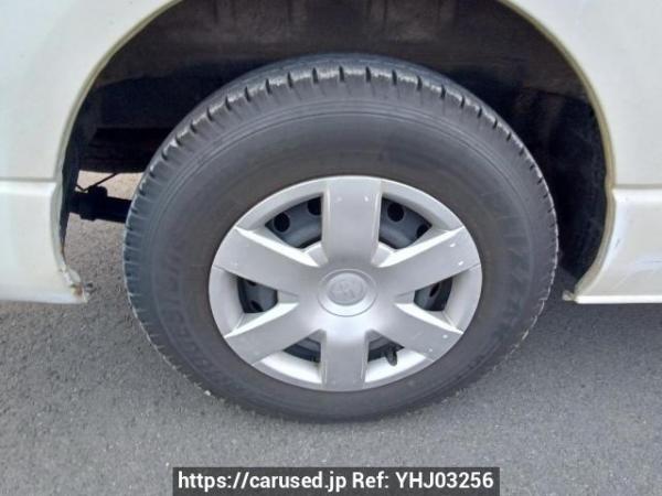 Used 2005 MT toyota hiace-van KDH205V Image[27]
