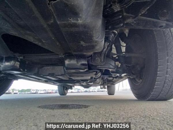 Used 2005 MT toyota hiace-van KDH205V Image[30]