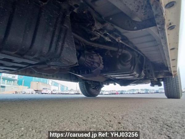 Used 2005 MT toyota hiace-van KDH205V Image[34]