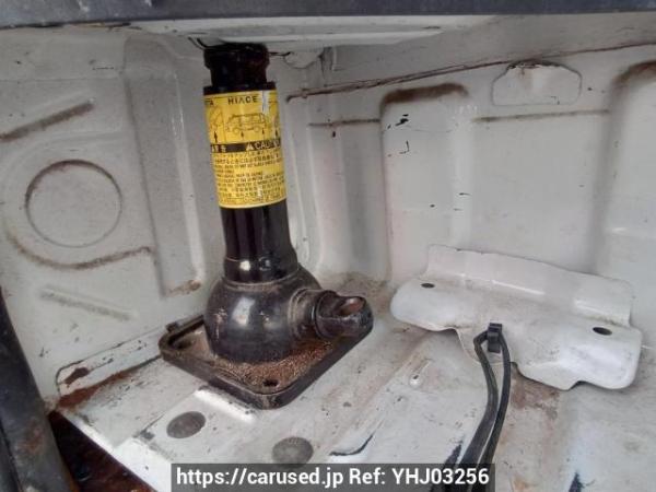 Used 2005 MT toyota hiace-van KDH205V Image[39]