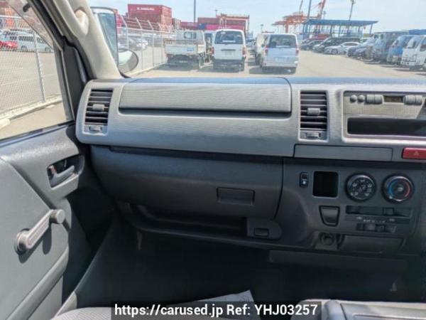 Used 2004 AT toyota hiace-van KDH205K Image[17]