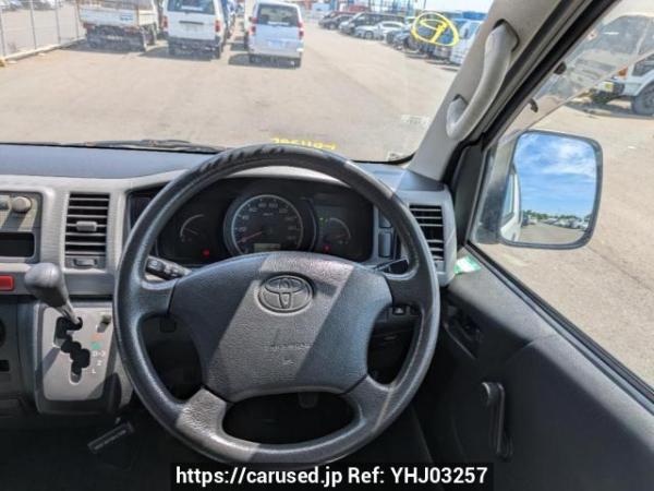 Used 2004 AT toyota hiace-van KDH205K Image[18]