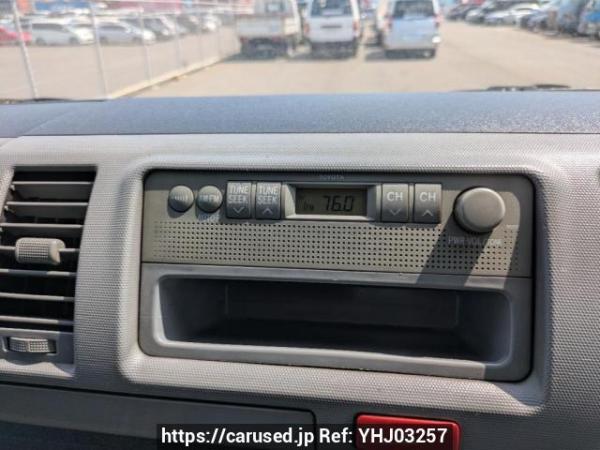 Used 2004 AT toyota hiace-van KDH205K Image[20]