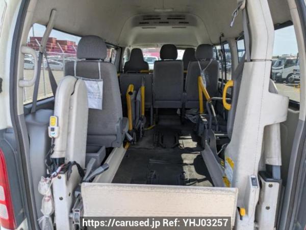 Used 2004 AT toyota hiace-van KDH205K Image[37]