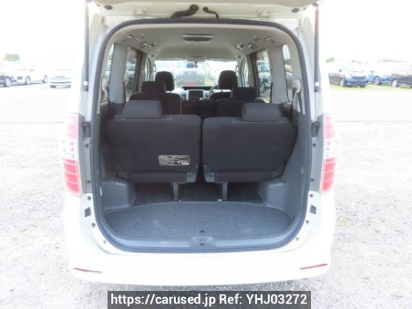 Used 2007 AT toyota noah ZRR70W Image[8]