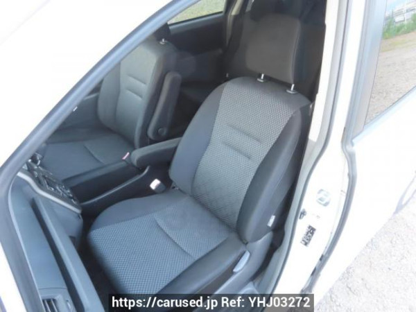 Used 2007 AT toyota noah ZRR70W Image[16]
