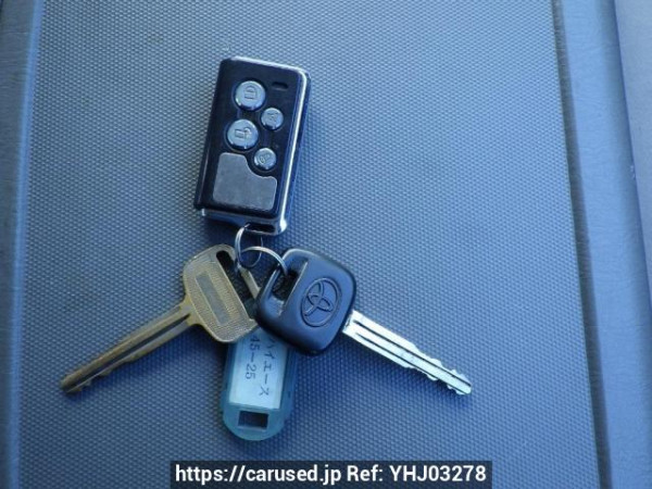 Used 2005 AT toyota regiusace-van KDH200V Image[29]