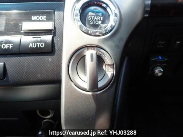 Used 2010 AT toyota land-cruiser URJ202W Image[32]